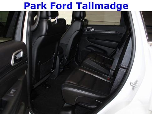 Used 2020 Jeep Grand Cherokee Limited image 27