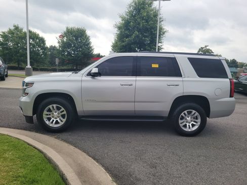 Used 2019 Chevrolet Tahoe LT RWD image 6