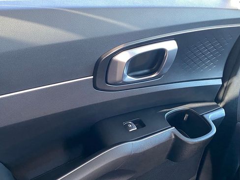 New 2026 Kia Sorento LX FWD image 23