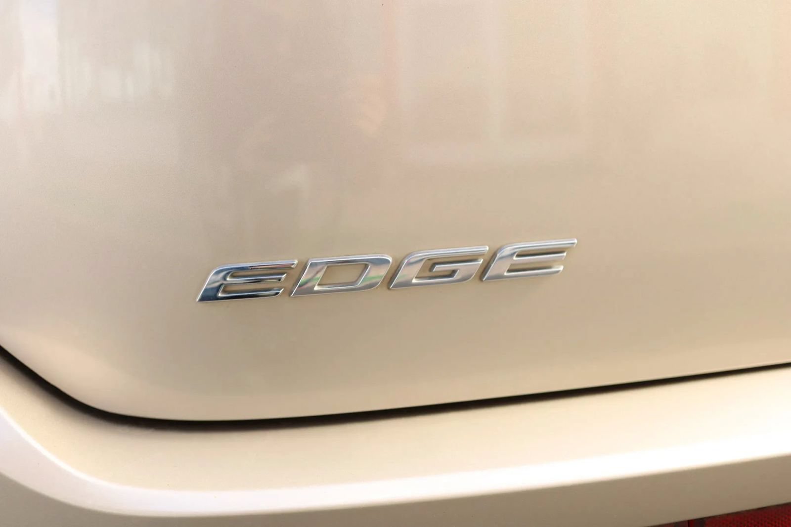 Used 2017 Ford Edge SEL w/ Equipment Group 201A AWD/4WD image 7