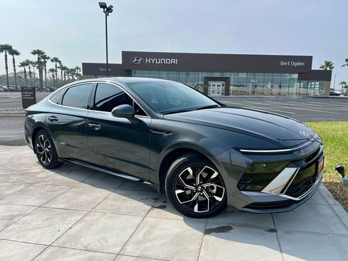 Used 2024 Hyundai Sonata SEL image 1