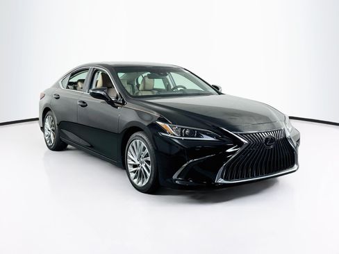 Used 2019 Lexus ES 350 w/ Accessory Package 2 FWD image 3