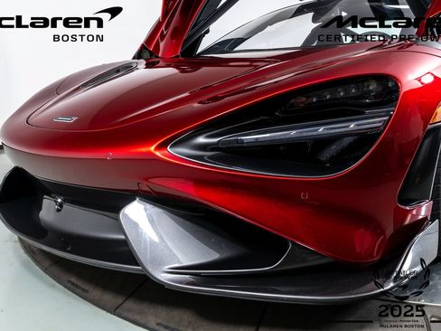 Used 2021 McLaren 765LT RWD image 13