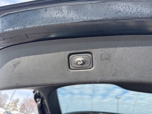 Used 2024 Ford Edge SEL w/ Convenience Package image 12