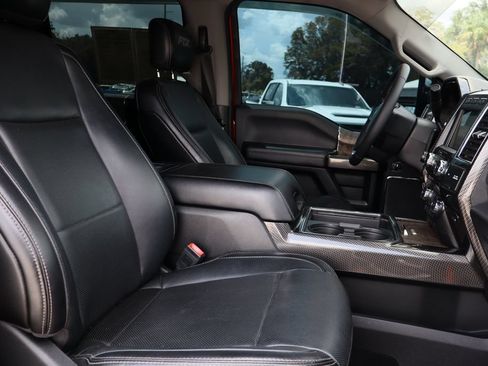 Used 2018 Ford F250 Lariat w/ Lariat Ultimate Package AWD/4WD image 32
