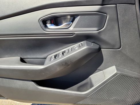 Used 2023 Honda Accord EX image 22