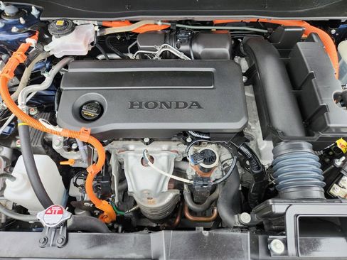 Certified 2025 Honda CR-V Sport-L image 8