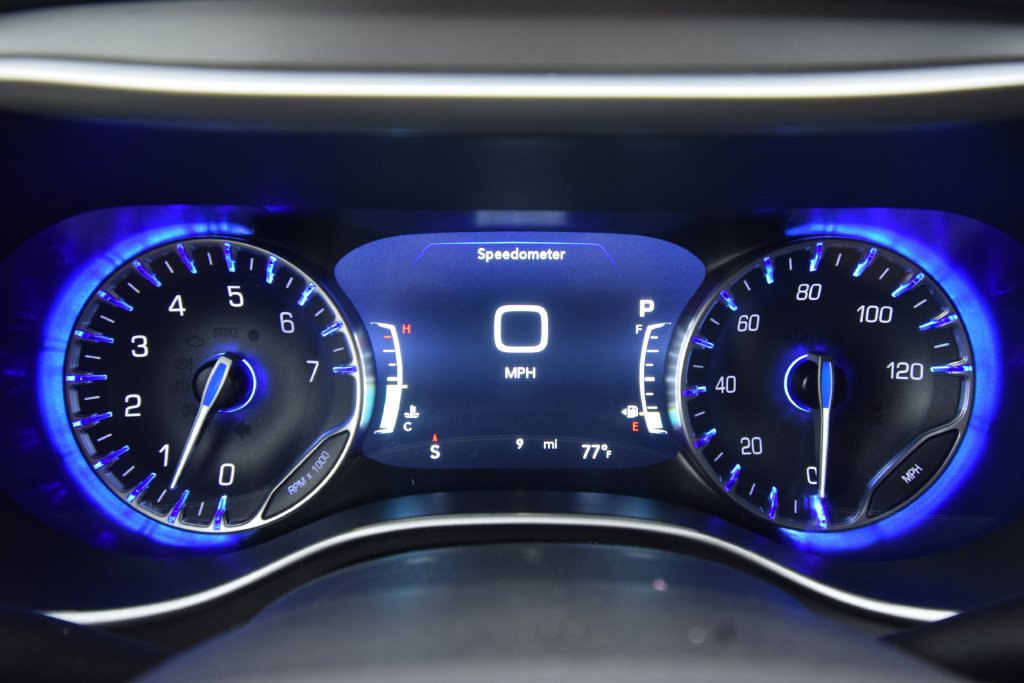 New 2027 Chrysler Pacifica Select AWD/4WD image 27
