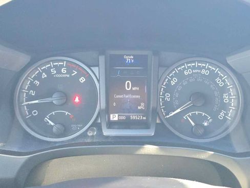 Used 2021 Toyota Tacoma TRD Off-Road AWD/4WD image 21