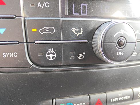 Used 2019 Dodge Grand Caravan GT FWD image 34