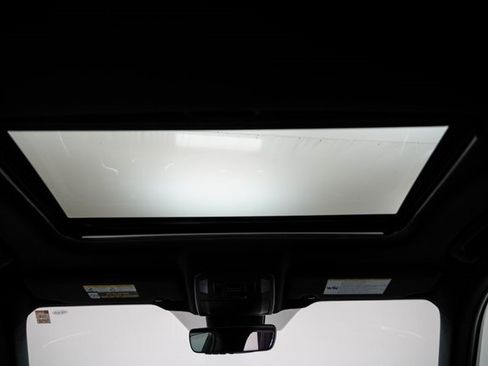 Used 2021 Toyota Highlander XSE image 20