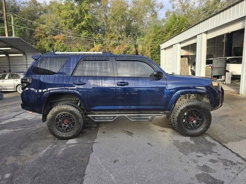 Used 2023 Toyota 4Runner SR5 image 3
