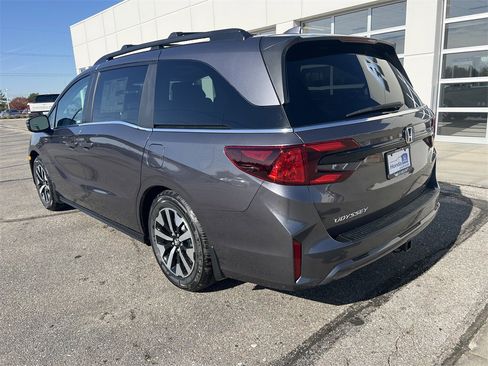 New 2026 Honda Odyssey EX-L image 8