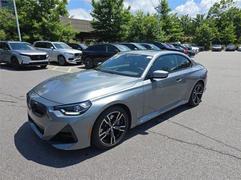 Certified 2025 BMW 230i xDrive Coupe w/ M Sport Package AWD/4WD image 7