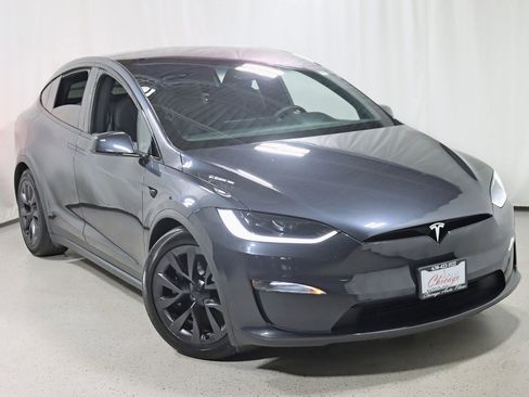 Used 2024 Tesla Model X image 6