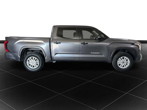 Used 2023 Toyota Tundra SR5 w/ SR5 Convenience Package AWD/4WD image 6