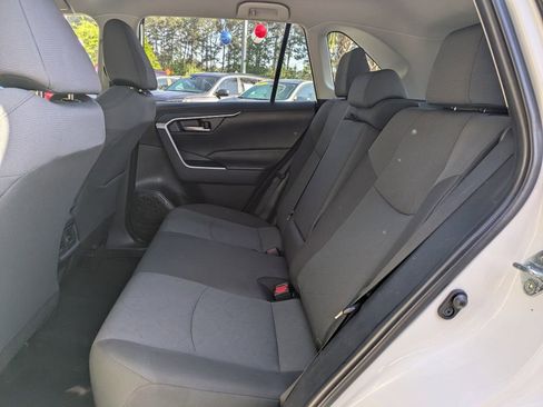 Used 2025 Toyota RAV4 XLE FWD image 14