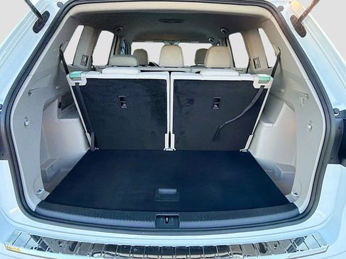 Used 2023 Volkswagen Atlas SE FWD image 12