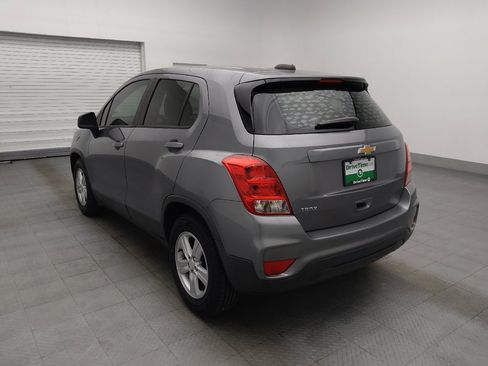 Used 2020 Chevrolet Trax LS FWD image 5