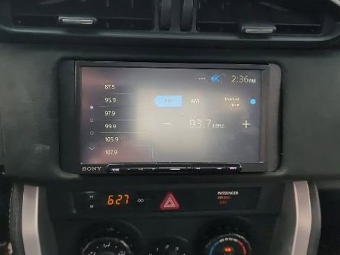 Used 2017 Toyota 86 image 15