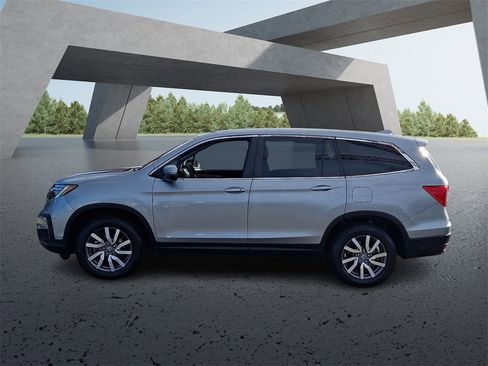 Used 2021 Honda Pilot EX image 7