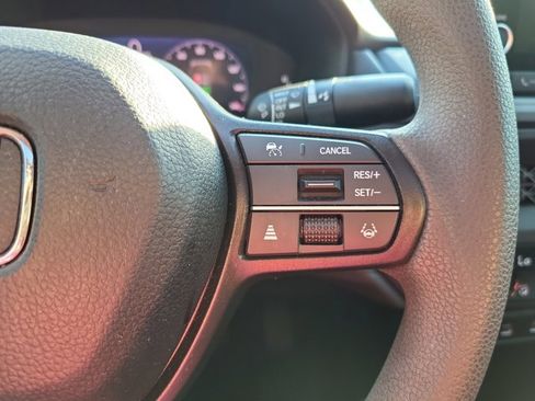 Used 2024 Honda Accord EX image 27