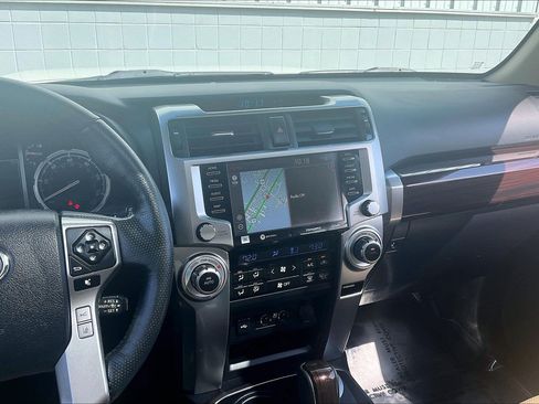 Used 2023 Toyota 4Runner Limited AWD/4WD image 7