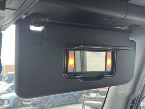 Used 2023 Ford Bronco Wildtrak AWD/4WD image 33