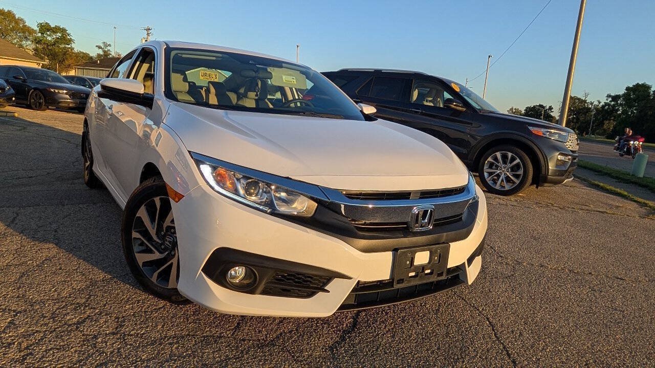 Used 2017 Honda Civic EX image 3