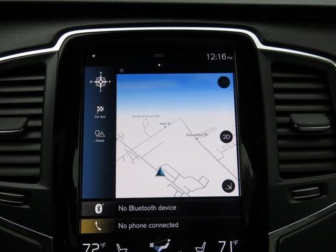 Used 2020 Volvo XC90 T6 Momentum w/ Protection Package image 29