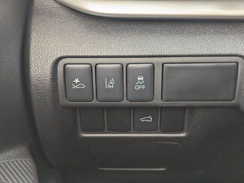 Used 2024 Mitsubishi Eclipse Cross SE image 23