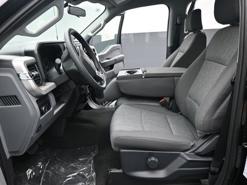 New 2026 Ford F250 XL w/ STX Appearance Package AWD/4WD image 3