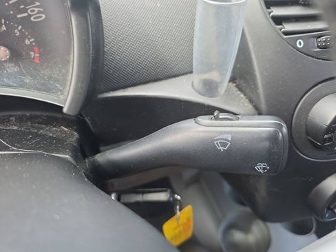 Used 2001 Volkswagen Beetle GLX FWD image 20