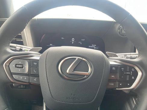 Used 2025 Lexus GX 550 w/ Accessory Package (Z1) AWD/4WD image 41