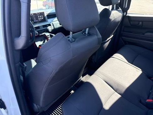 Used 2024 Toyota Tacoma SR AWD/4WD image 20