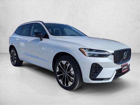 New 2026 Volvo XC60 T8 Plus w/ Climate Package image 7