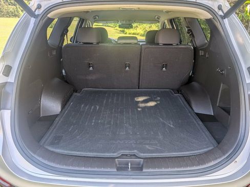 Used 2020 Hyundai Santa Fe SEL w/ Convenience Package image 21