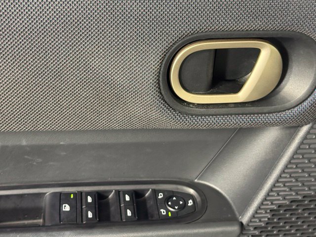 Used 2025 MINI Cooper S FWD image 15