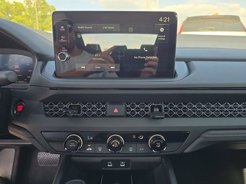 New 2026 Honda Accord LX image 19