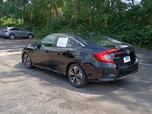 Used 2017 Honda Civic EX-T image 5