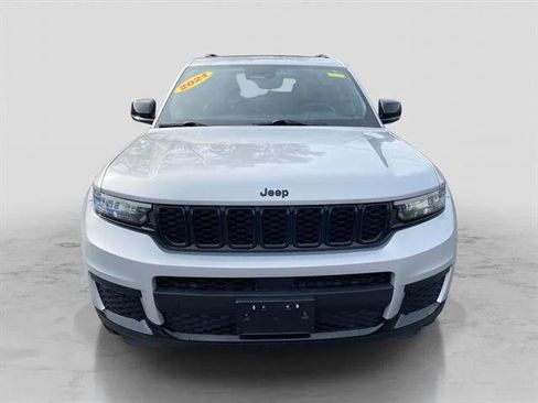 Certified 2021 Jeep Grand Cherokee L Laredo image 9