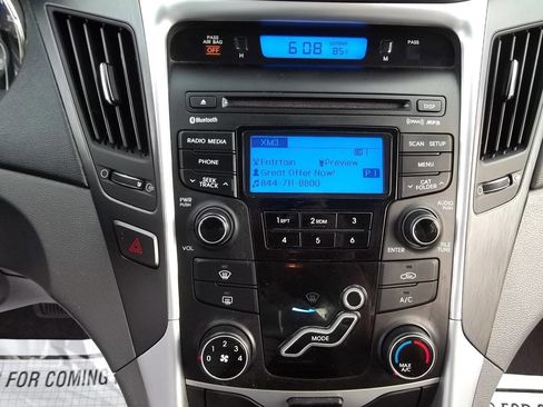 Used 2012 Hyundai Sonata GLS image 19