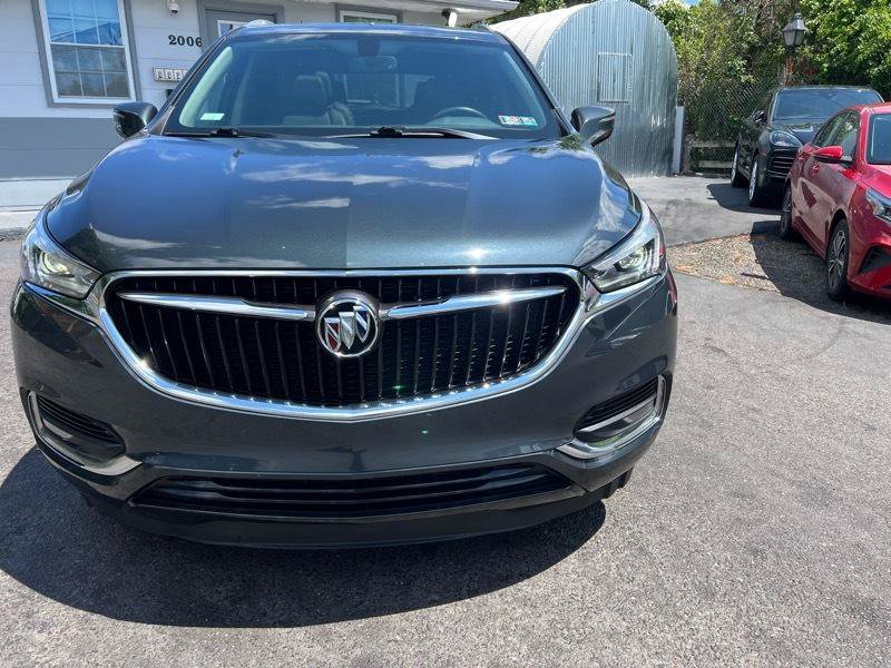 Used 2020 Buick Enclave Essence AWD/4WD image 2