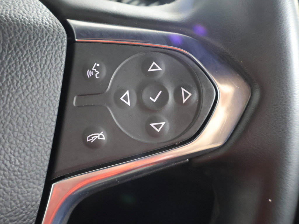 Used 2023 Chevrolet Traverse LT AWD/4WD image 41