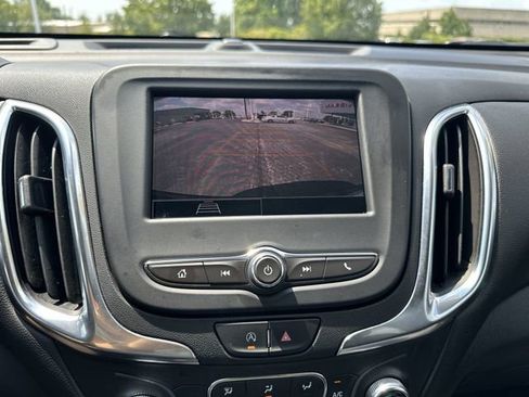 Used 2024 Chevrolet Equinox LT image 13