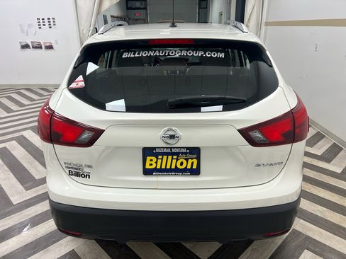 Used 2018 Nissan Rogue Sport SV image 20