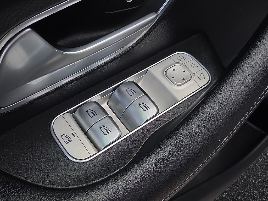 Used 2025 Mercedes-Benz GLE 350 4MATIC image 14