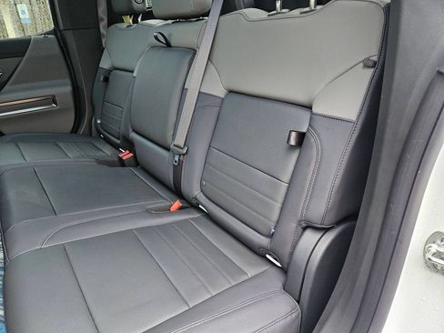 New 2025 GMC Hummer EV 3X AWD/4WD image 30