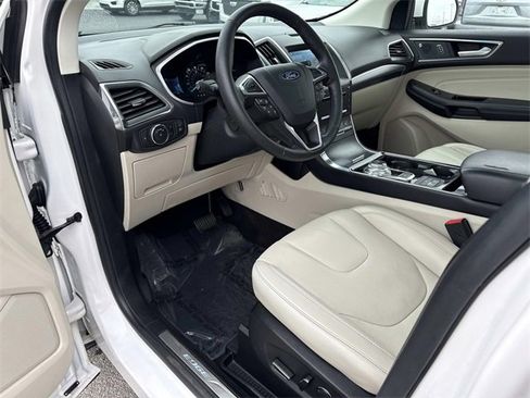 Used 2019 Ford Edge Titanium w/ Equipment Group 301A image 11