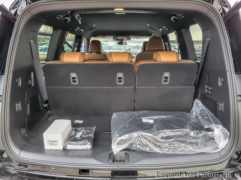 New 2026 Nissan Armada SL w/ Captain's Chari Seat Package image 16